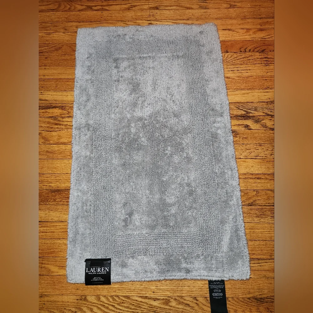 Ralph Lauren Elegant Gray Bath Mat